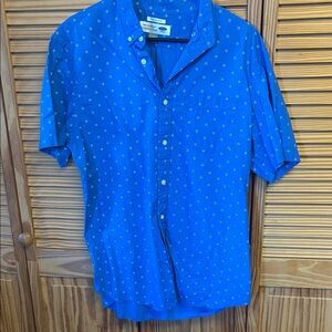 Old Navy Men's Blue Button Down Shirt